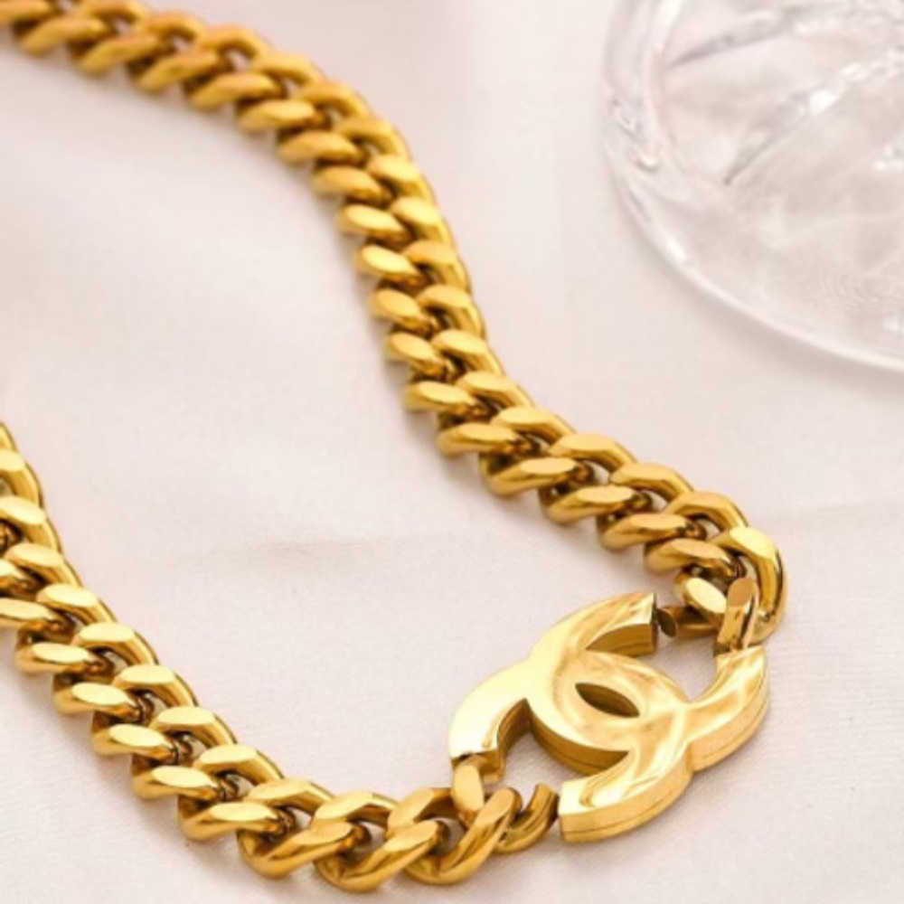 Women’s Chunky Cuban Link Necklace with CC Interlocking Logo Pendant